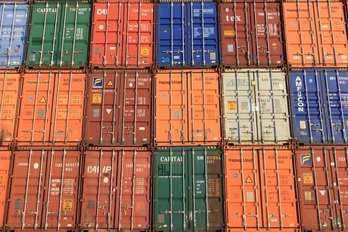 10 LTL Accessorial Charges: Common Fee Tips