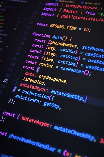 Logistics Software: 6 Factors to Choose the Right Fit
